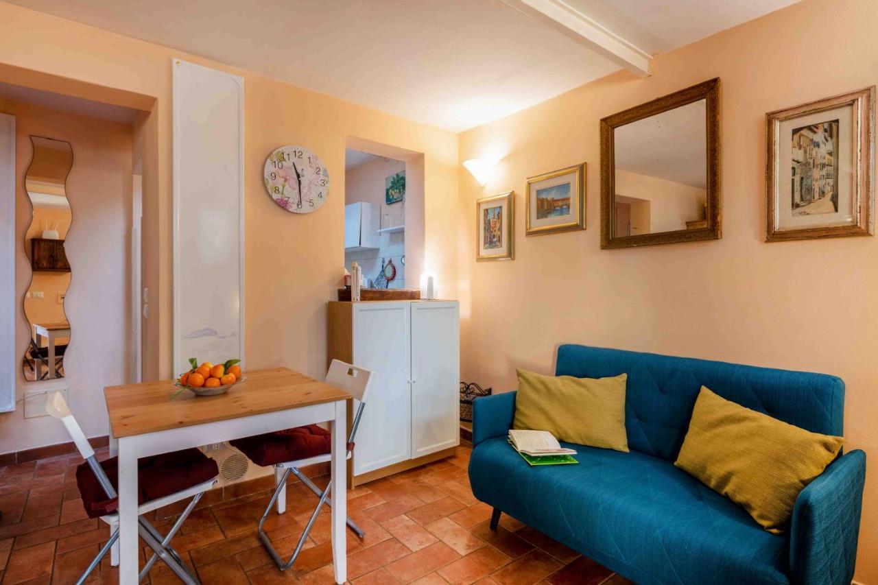 Apartamento San Frediano Cozy Studio With Private Patio Florencia Exterior foto